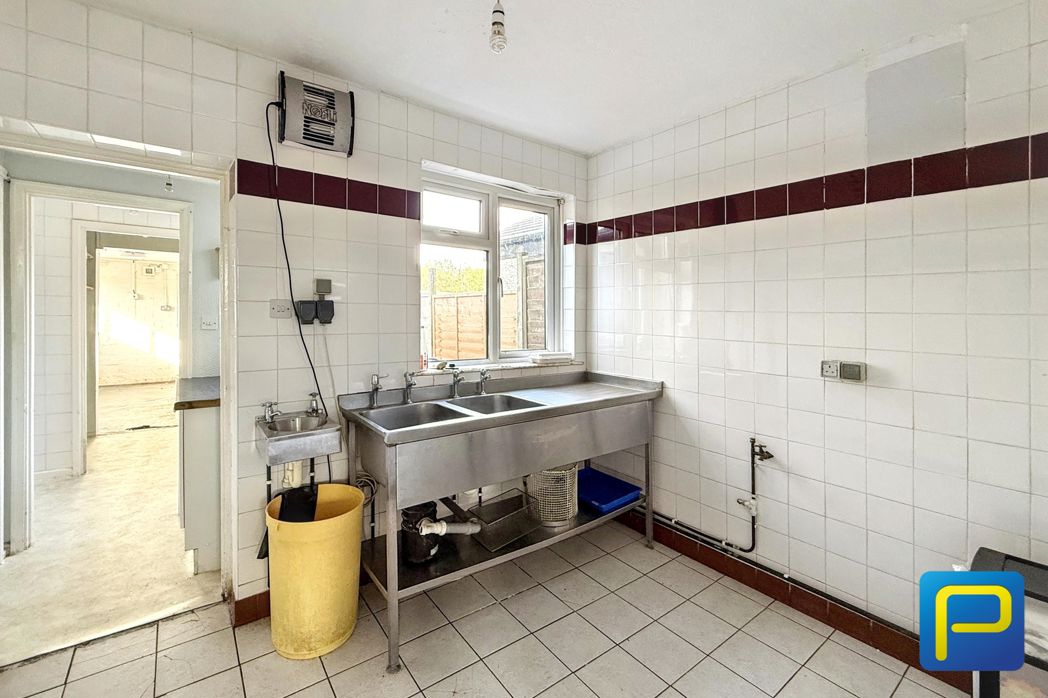 Property image 18 of 28