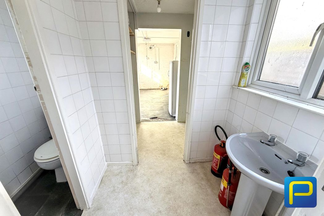Property image 20 of 28
