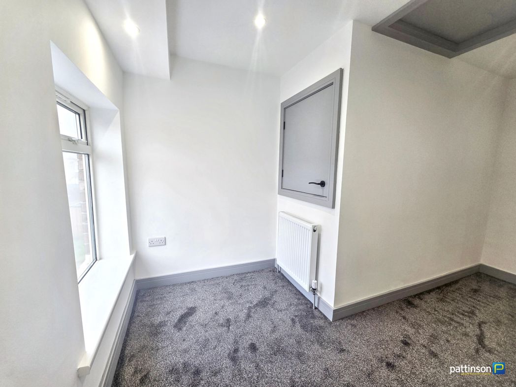 Property image 11 of 12