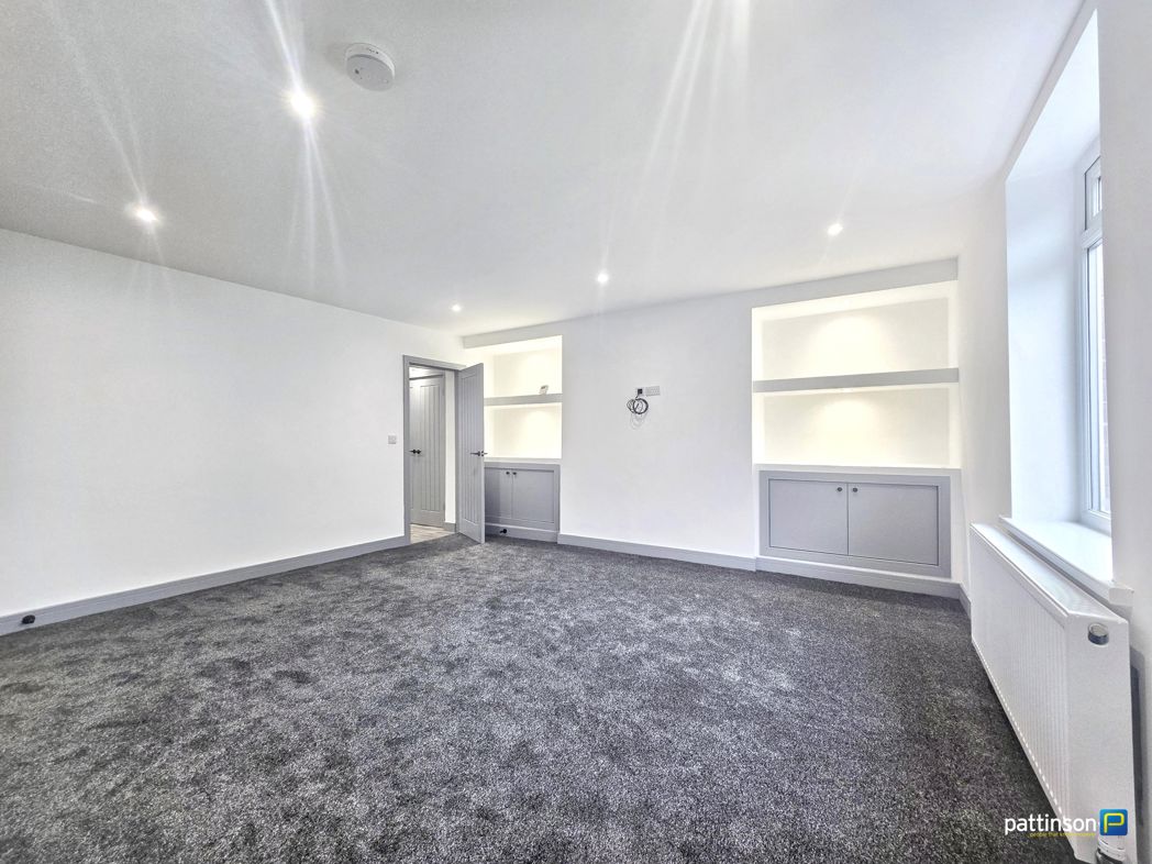 Property image 6 of 12