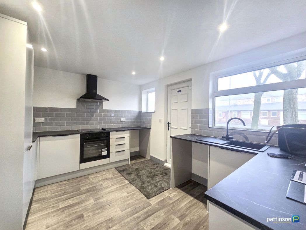 Property image 2 of 12