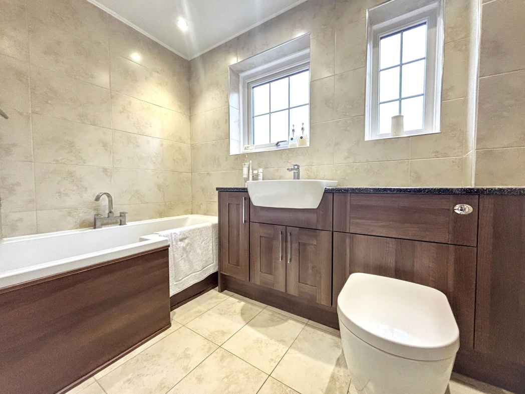 Property image 17 of 20