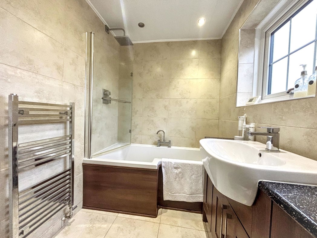 Property image 18 of 20