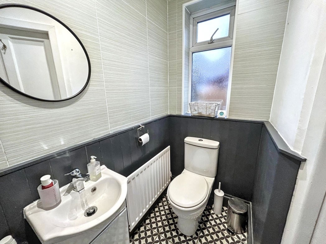 Property image 8 of 10