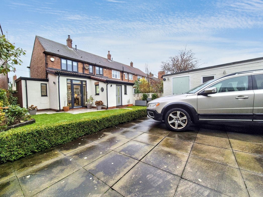 Property image 32 of 33