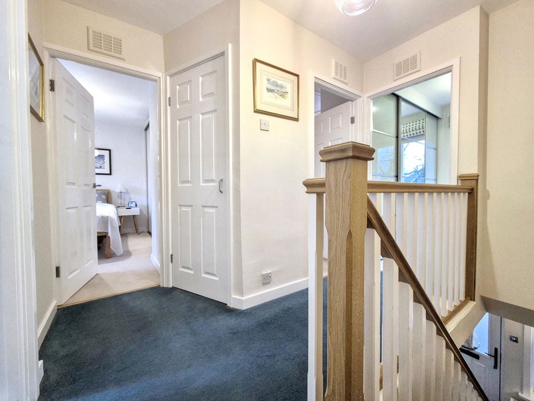 Property image 18 of 33
