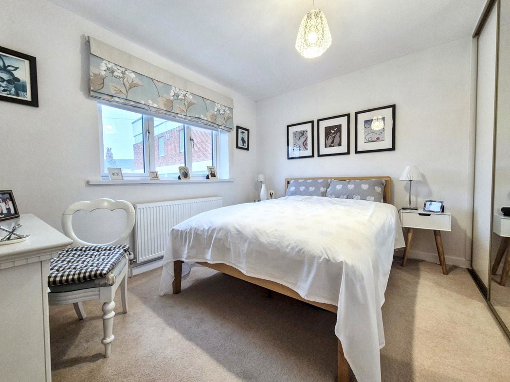 Property image 22 of 33