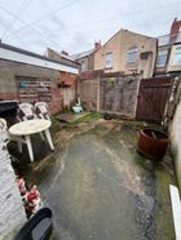Property image 11 of 11