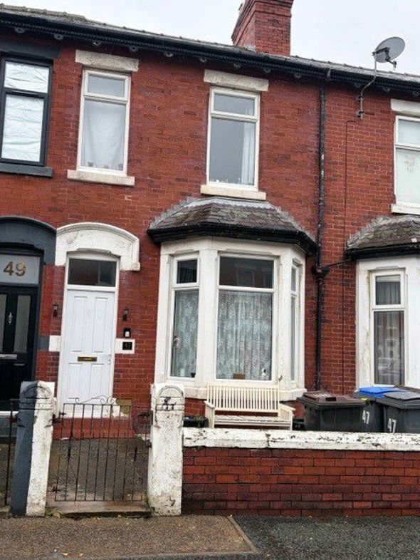 Property image 1 of 11