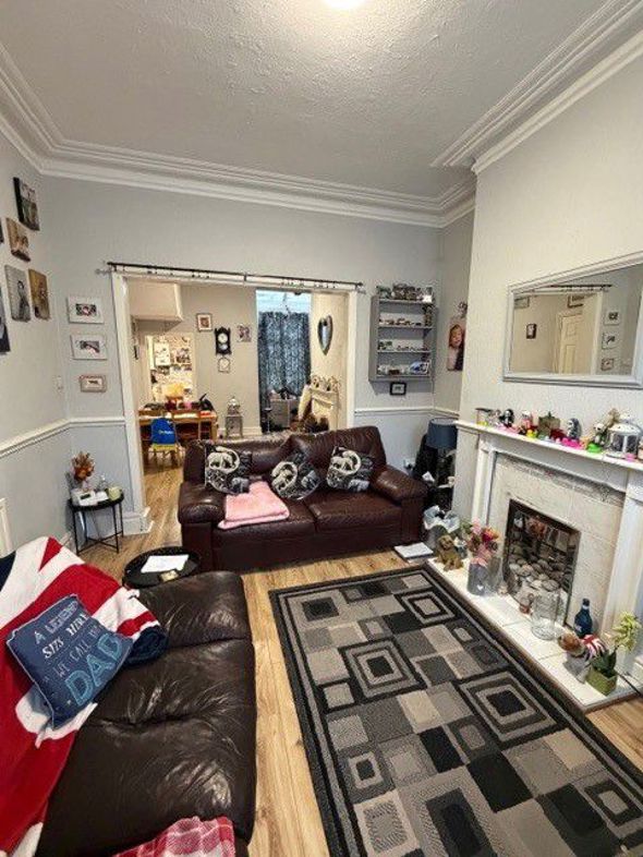 Property image 3 of 11
