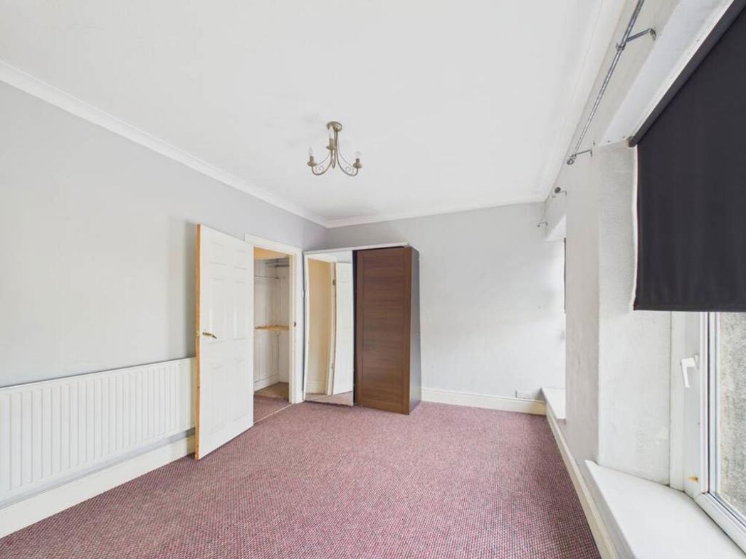 Property image 20 of 33