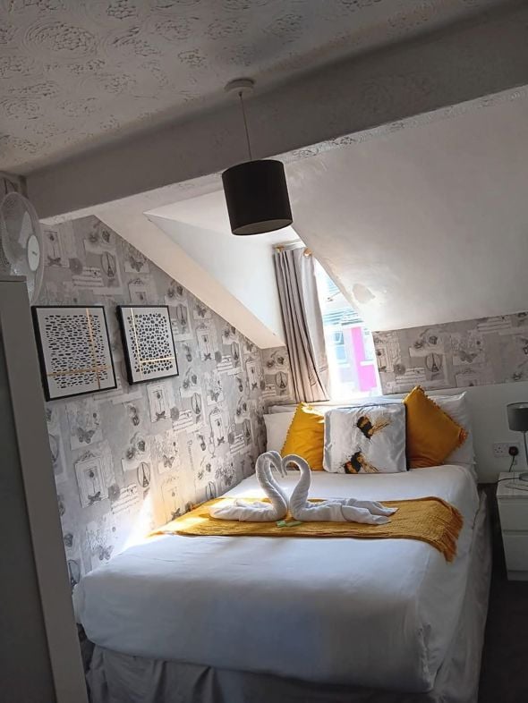 Chorlton Hotel, 38, Blackpool, Lancashire, FY1 4QB