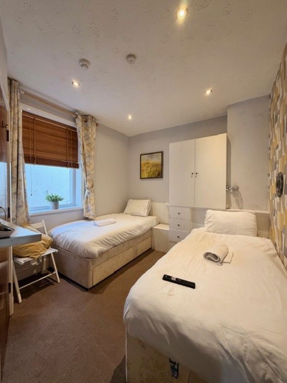 Property image 3 of 20