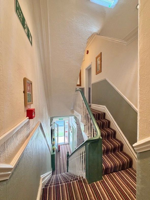 Property image 4 of 20