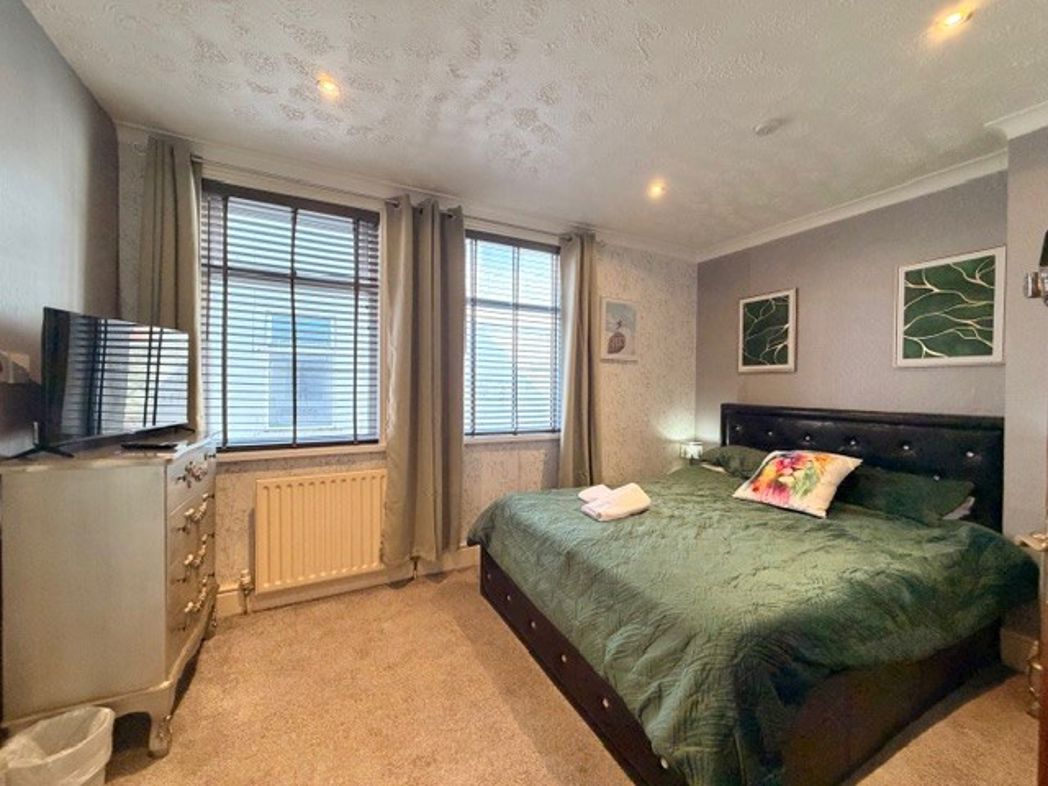 Property image 5 of 20