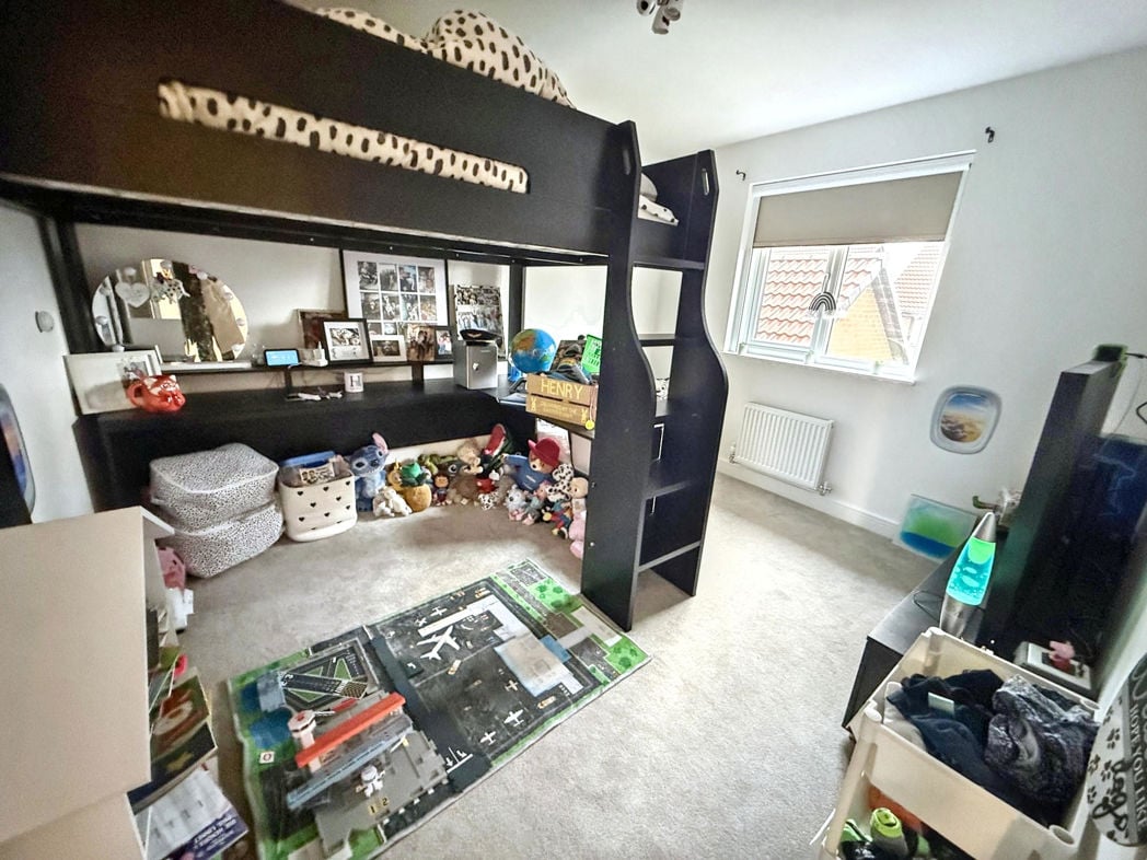 Property image 17 of 21