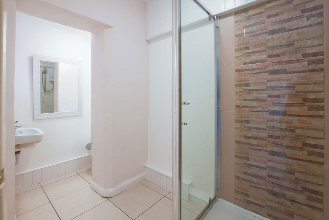 Property image 6 of 14