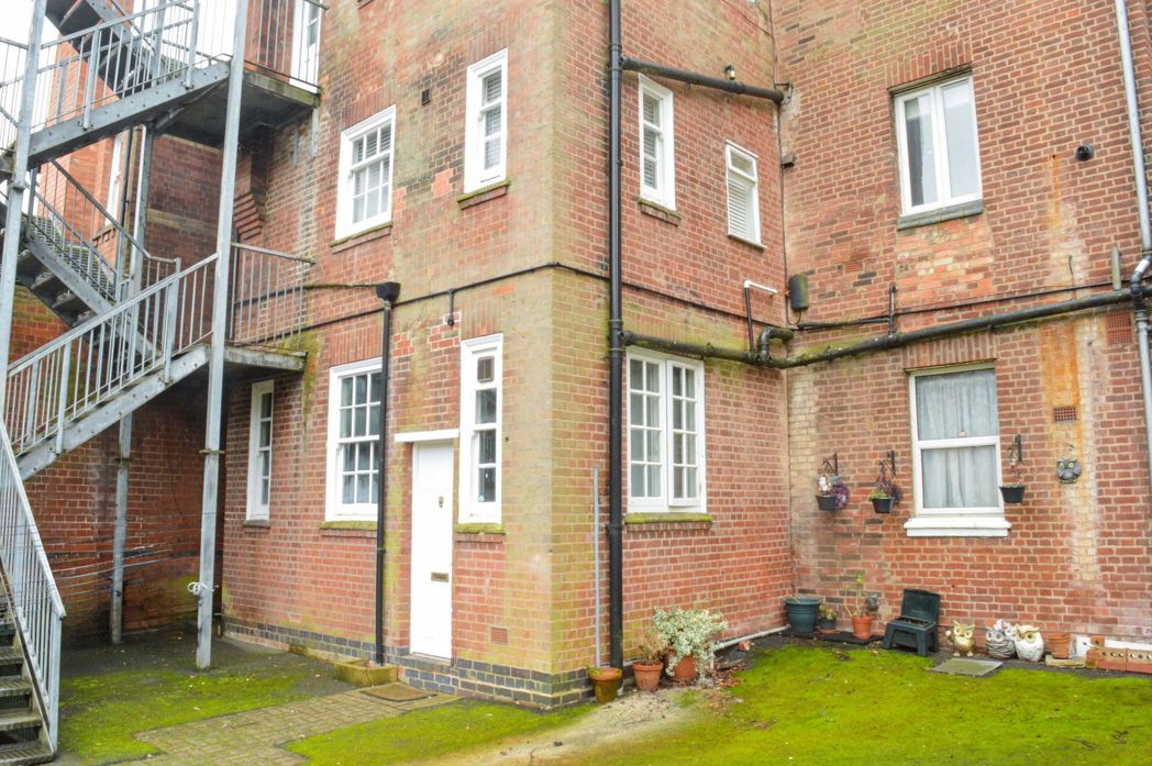 Property image 7 of 14