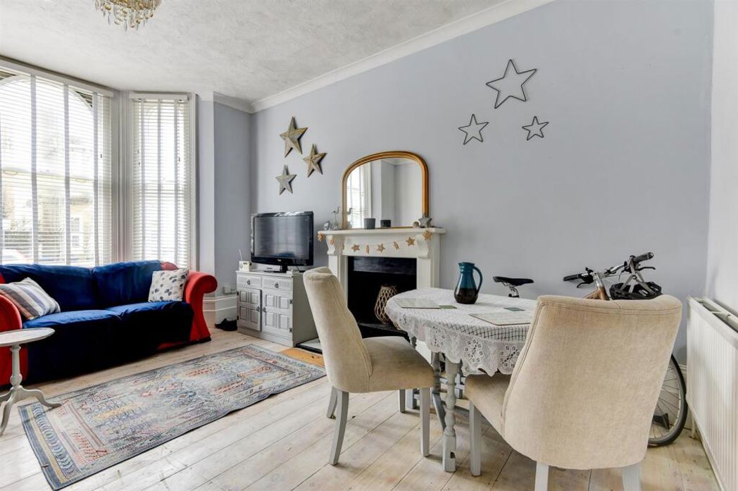 Property image 2 of 17