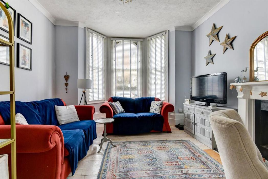 Property image 3 of 17