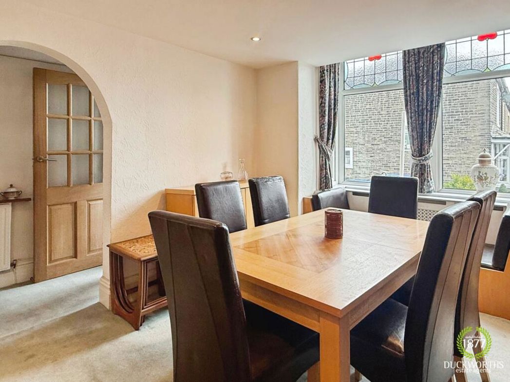 Property image 6 of 16