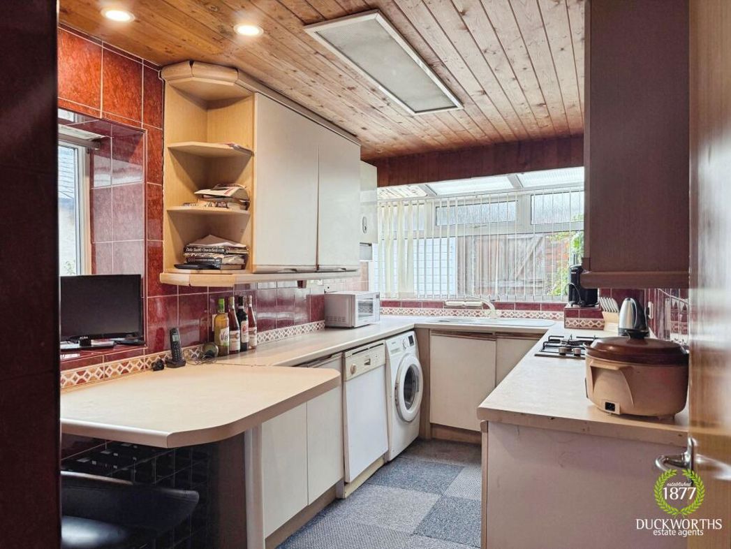 Property image 7 of 16
