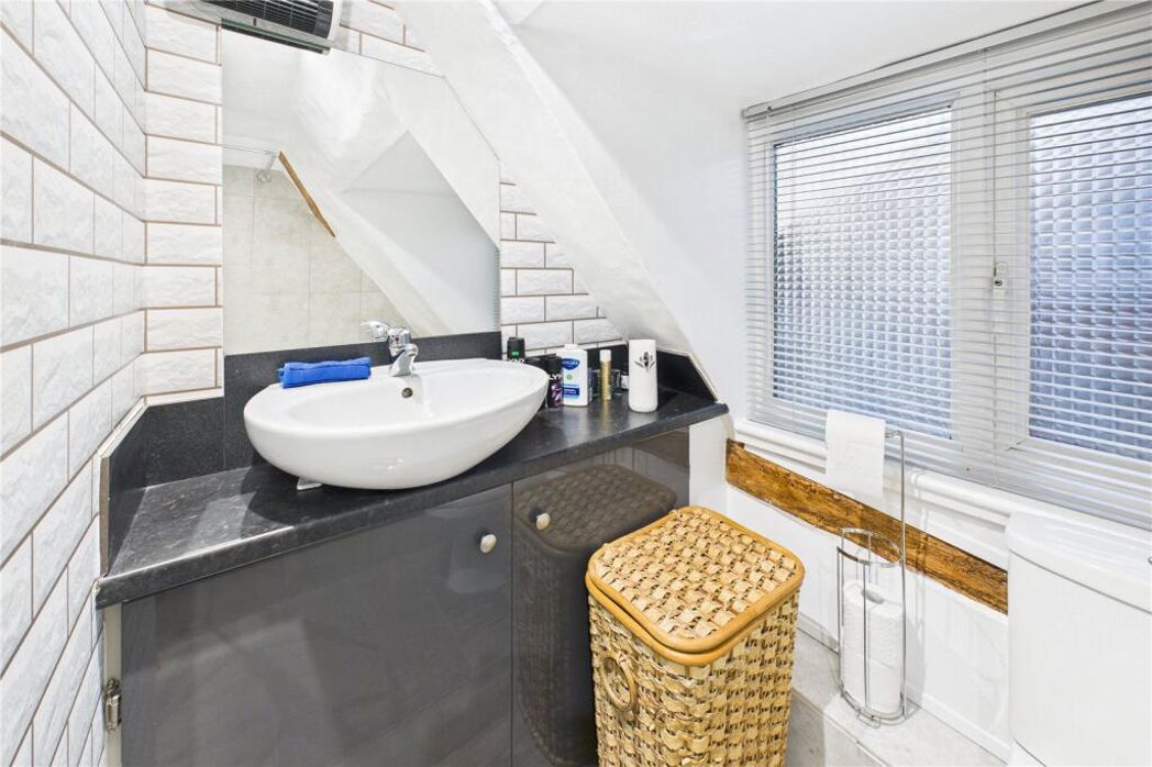 Property image 10 of 13