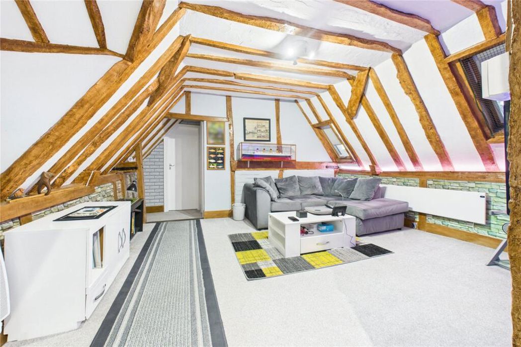Property image 3 of 13