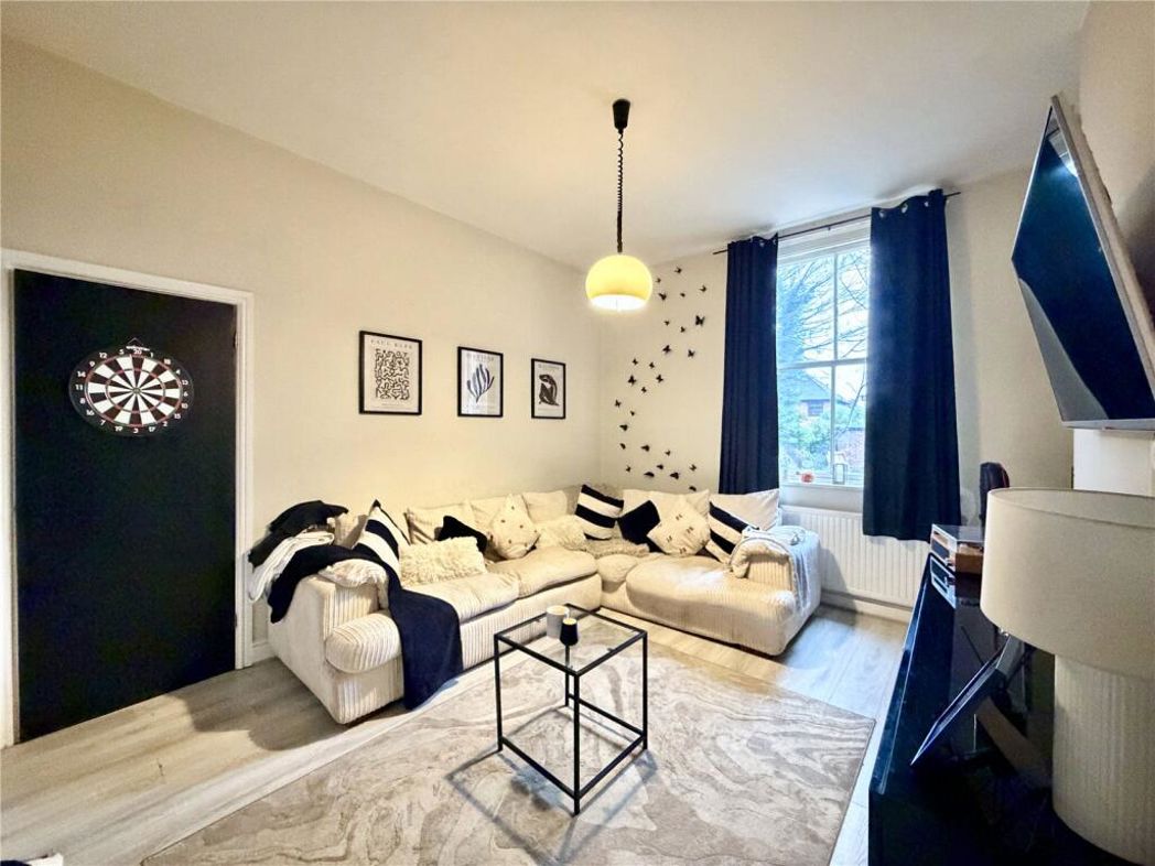 Property image 2 of 11