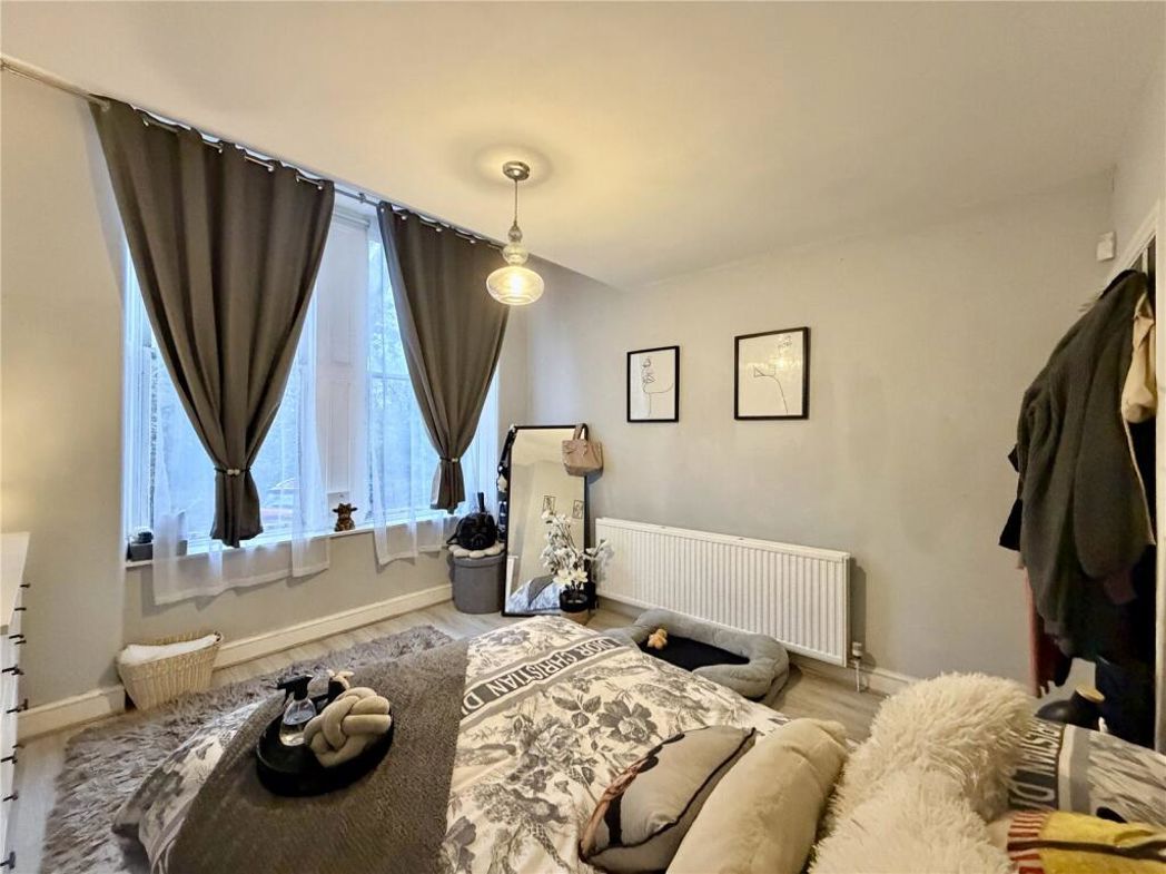 Property image 5 of 11
