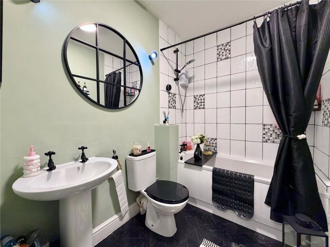 Property image 11 of 11