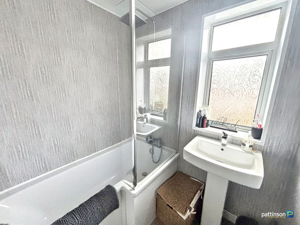 Property image 3 of 14