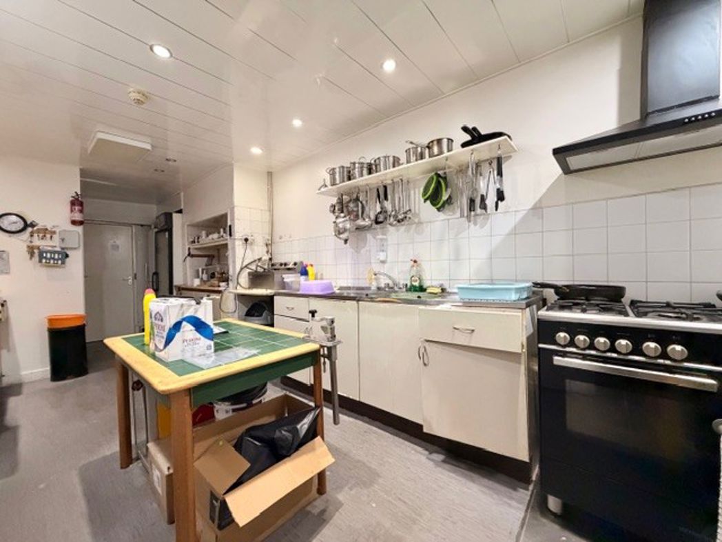 Property image 8 of 39