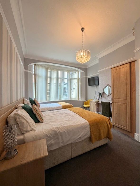Property image 12 of 39