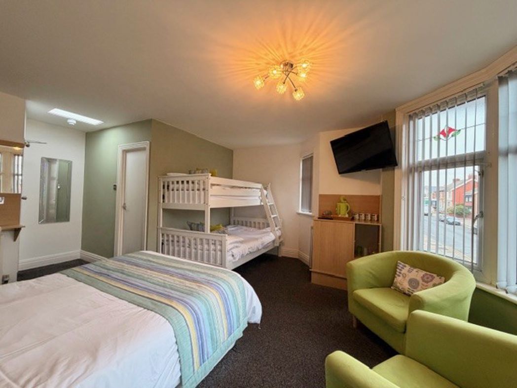 Property image 22 of 39