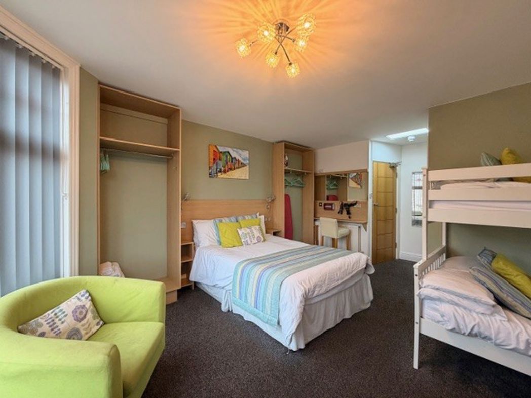 Property image 23 of 39
