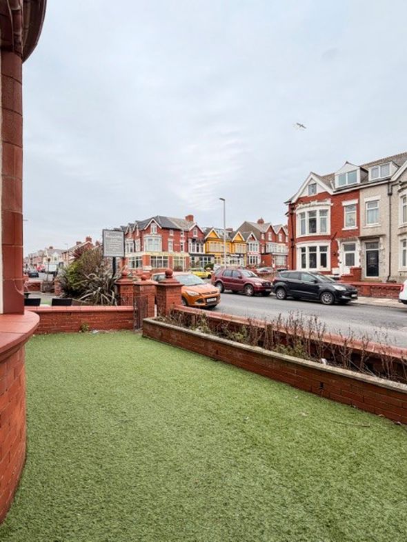 Property image 38 of 39