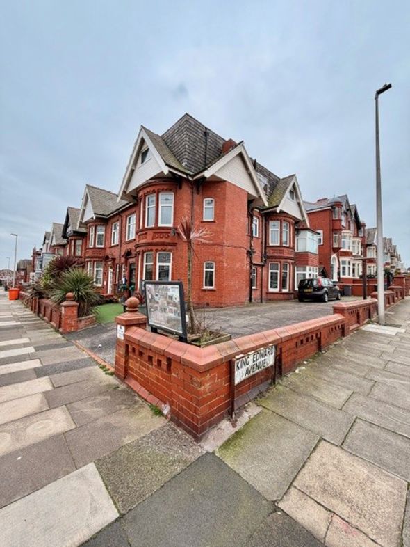 Property image 37 of 39
