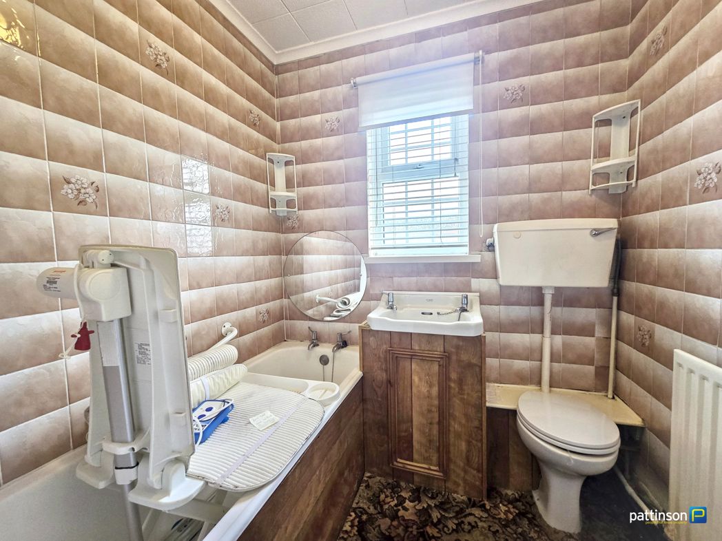 Property image 6 of 13