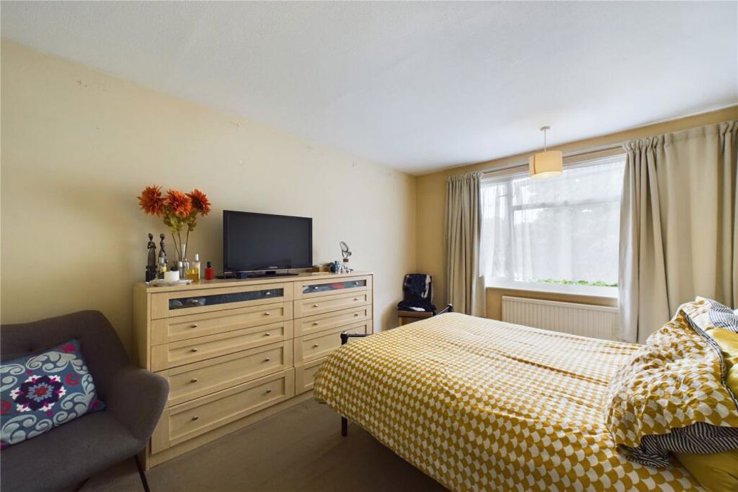 Property image 5 of 8