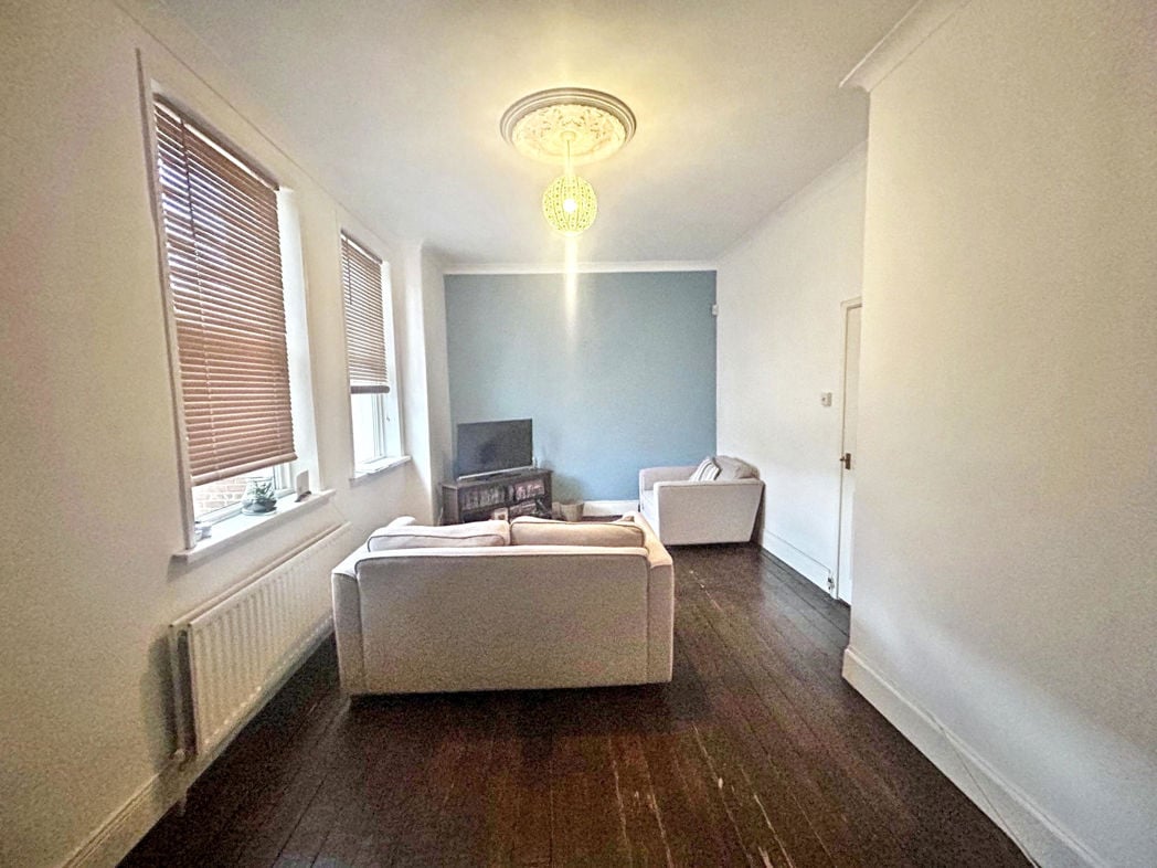 Property image 2 of 7