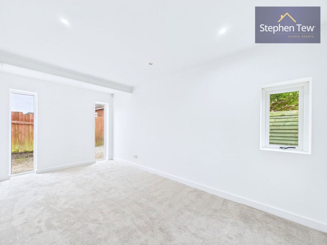 307, Poulton-le-Fylde, Lancashire, FY6 7QT