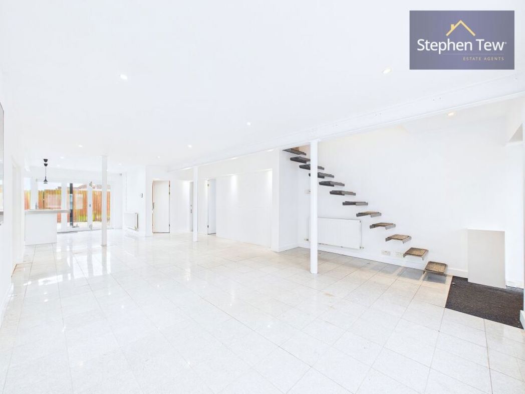 307, Poulton-le-Fylde, Lancashire, FY6 7QT