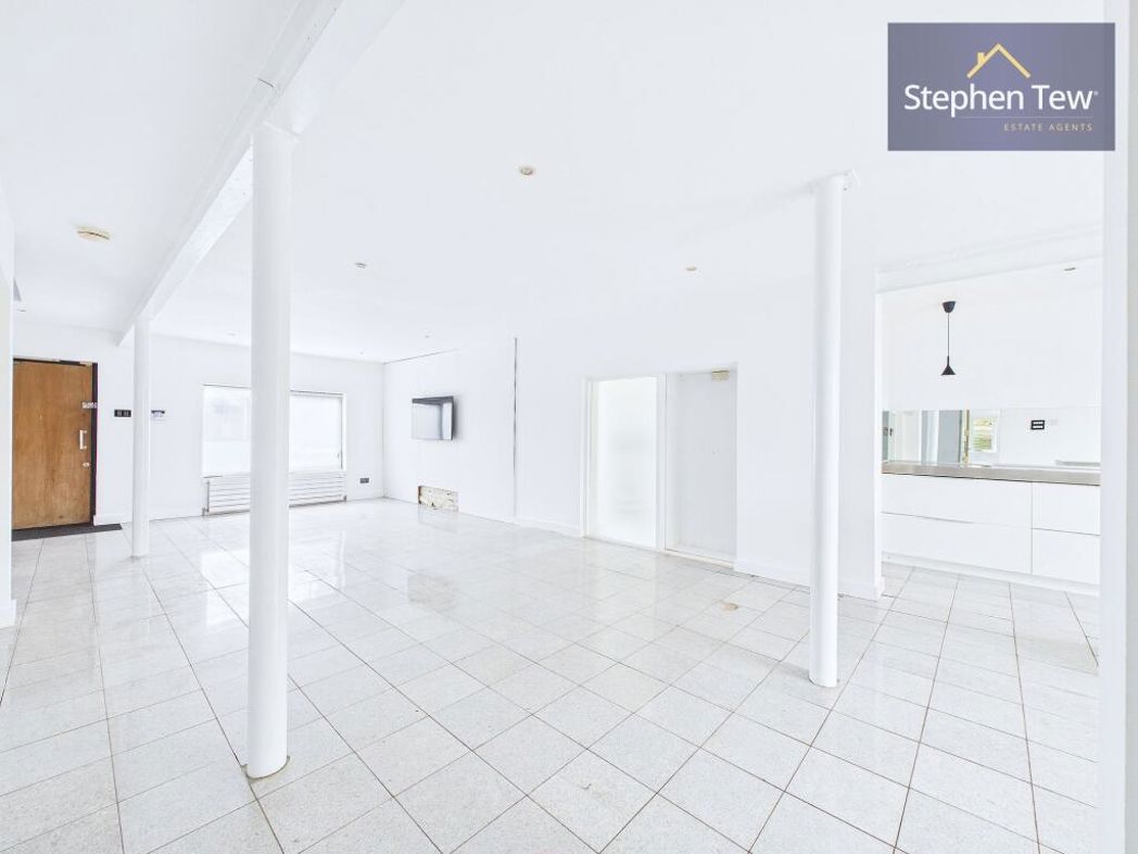 307, Poulton-le-Fylde, Lancashire, FY6 7QT