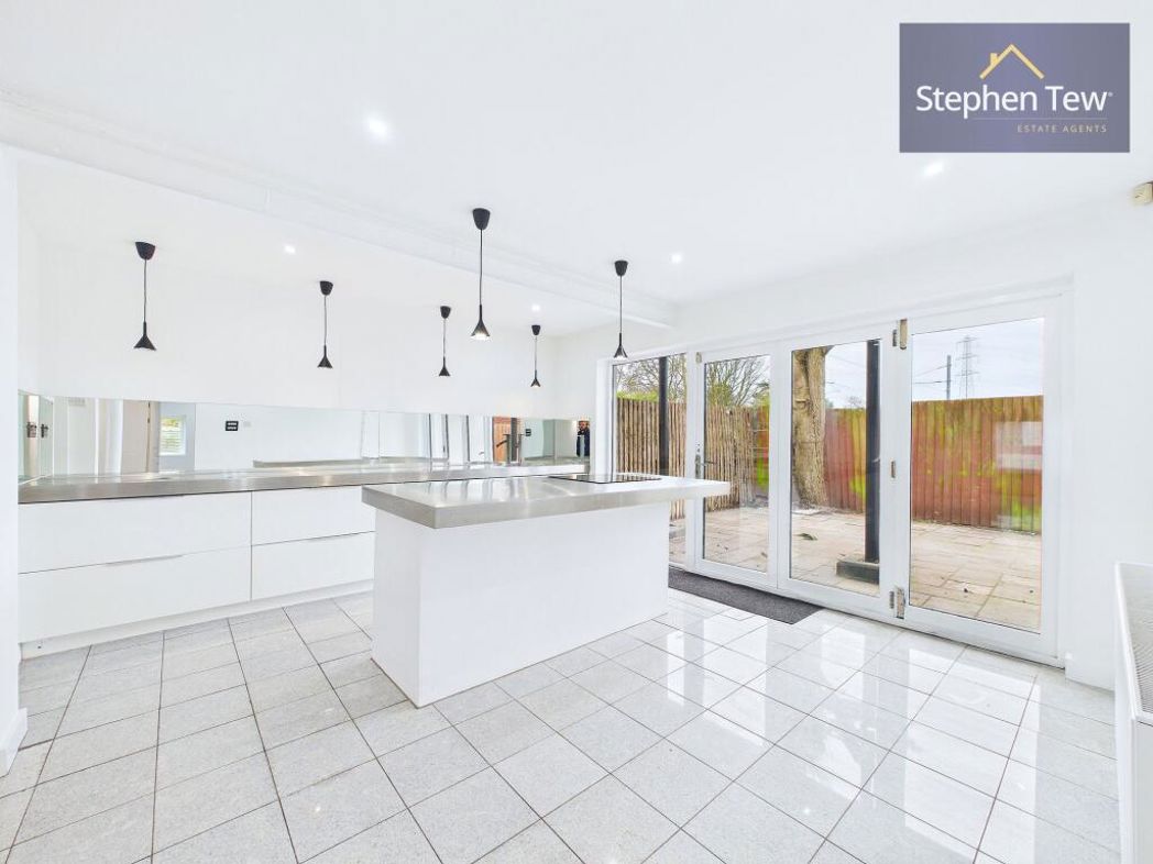 307, Poulton-le-Fylde, Lancashire, FY6 7QT