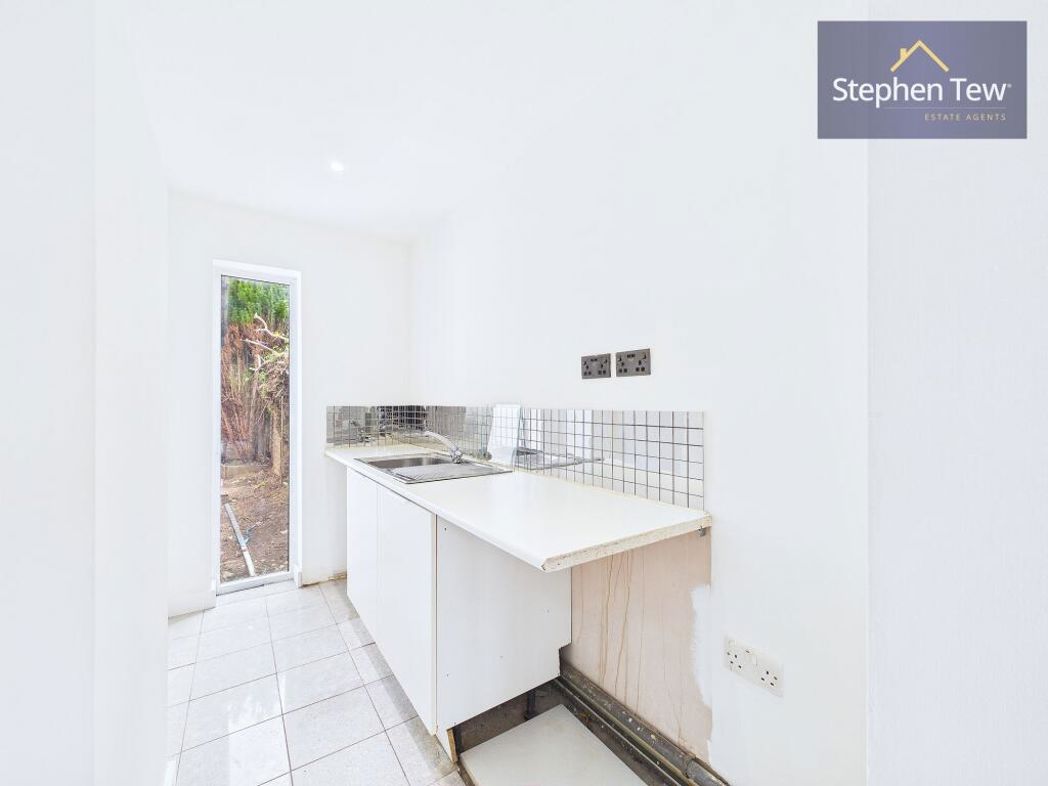 307, Poulton-le-Fylde, Lancashire, FY6 7QT