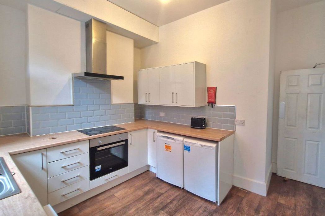 Property image 3 of 14