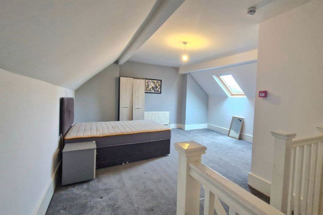 Property image 5 of 14