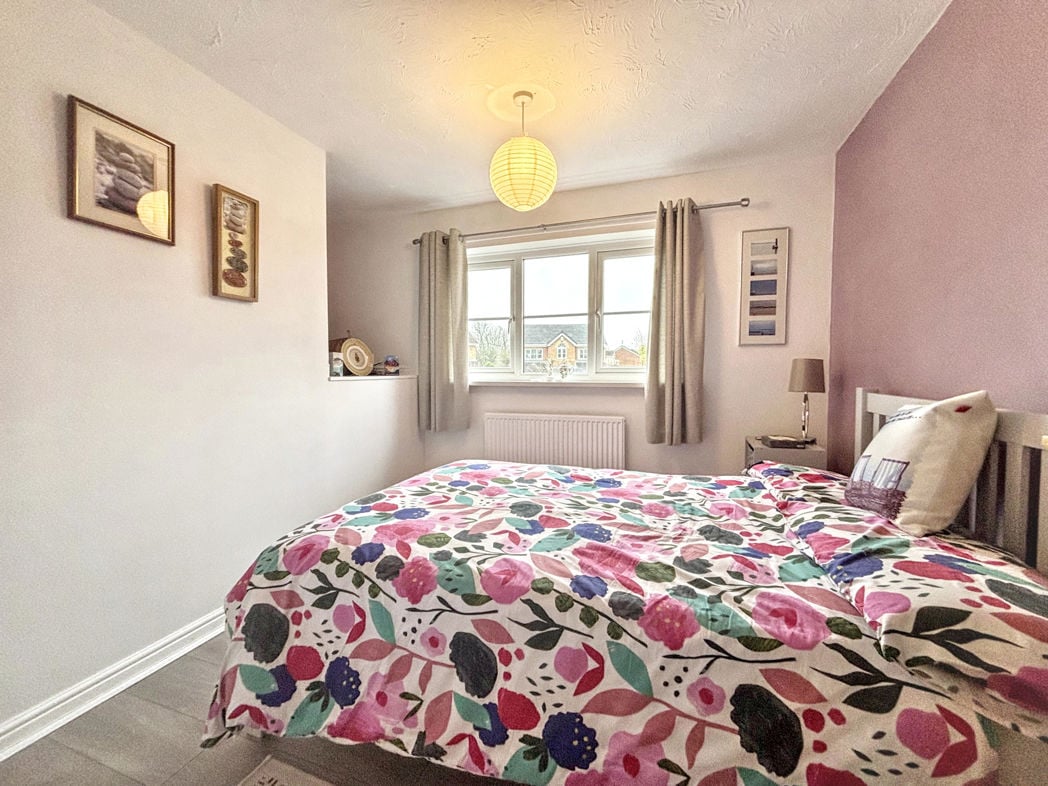 Property image 21 of 32