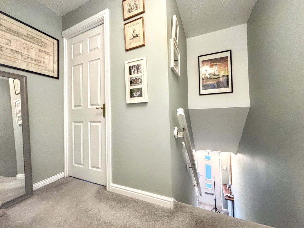 Property image 14 of 32